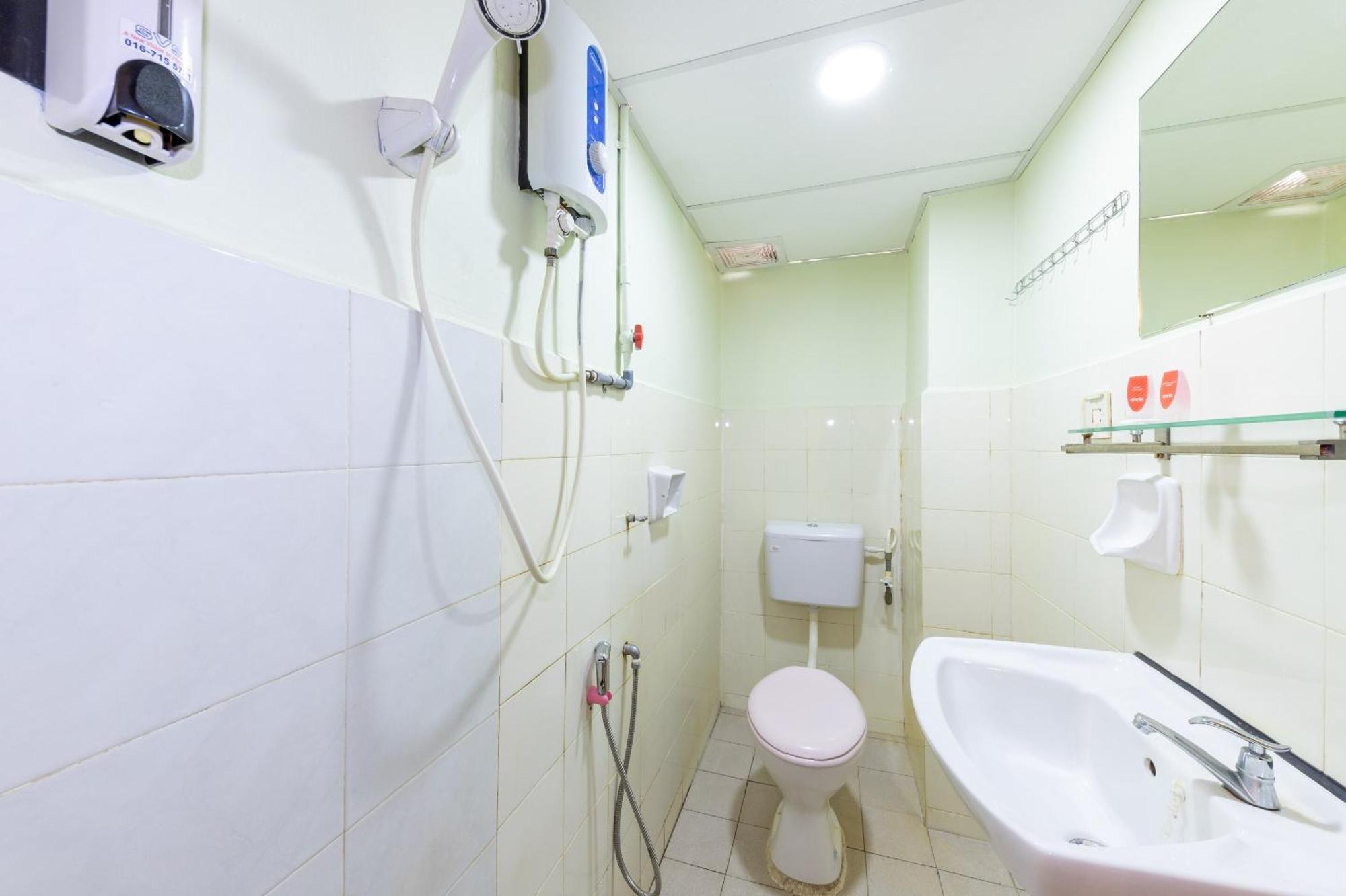 Super Oyo 432 My 7Days Inn Johor Bahru Bagian luar foto